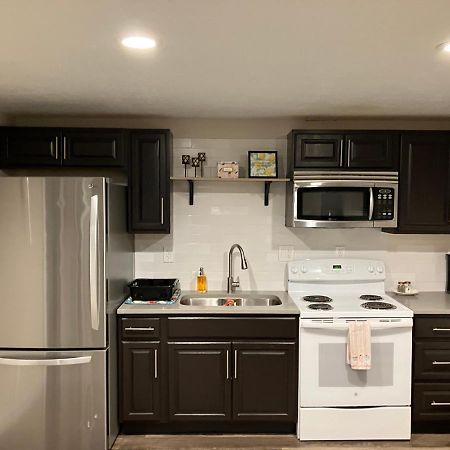Cozy Getaway Near Slc Airport & Downtown - 1St Floor Apartment ソルトレイクシティ エクステリア 写真