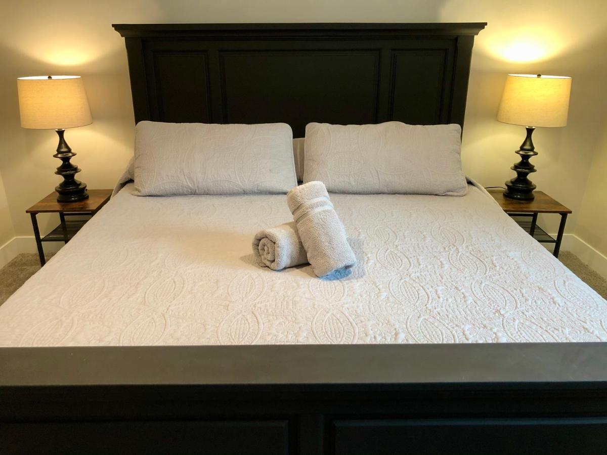 Cozy Getaway Near Slc Airport & Downtown - 1St Floor Apartment ソルトレイクシティ エクステリア 写真